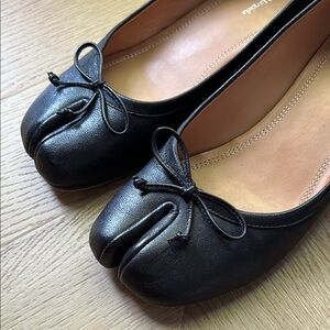 AUTHENTIC Maison Margiela Tabi Ballet Shoe, 37